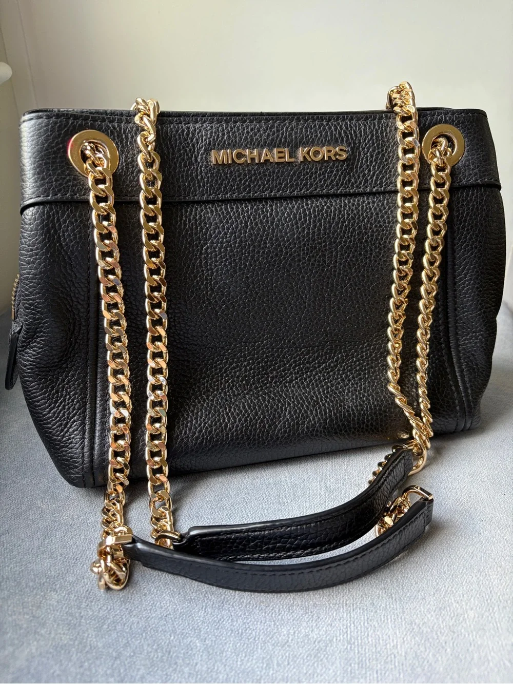MICHAEL KORS Jet Set Chain Handbag